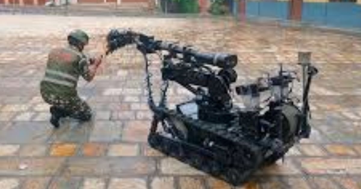 Suspicious items found in front of Foreign Minister Arju Rana Deubas residence in Dhangadhi have been disposed of by the Nepali Army