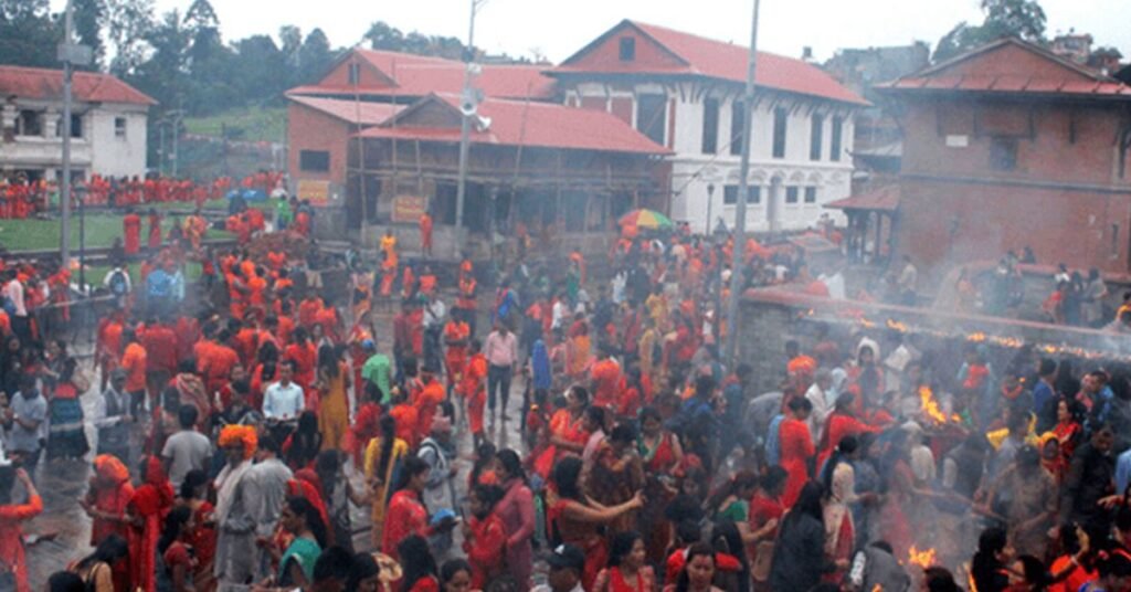 Today the last Monday of the month of July there is a huge crowd of devotees at the Shivalayam along with Pashupati 1