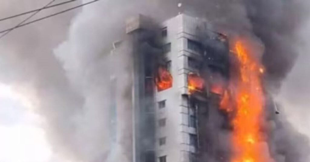 अवामी लिगका नेताको होटलमा आगलागी २४ जनाको मृत्यु