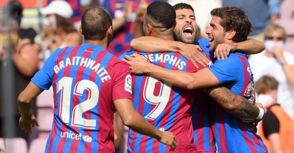 Barcelona continued their unbeaten run in the Spanish La Liga with a brilliant performance