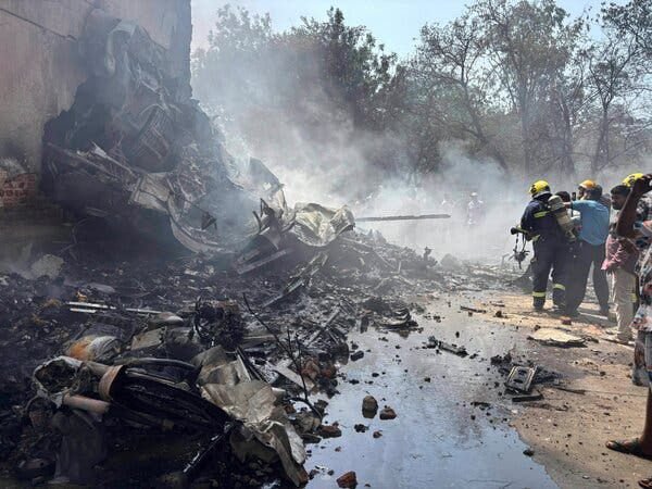 12int india crash wwk gwcj articlelarge1468303659795523448